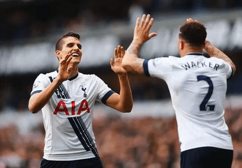  热刺防线送礼不断，利兹联逆转取胜终结五轮不胜  