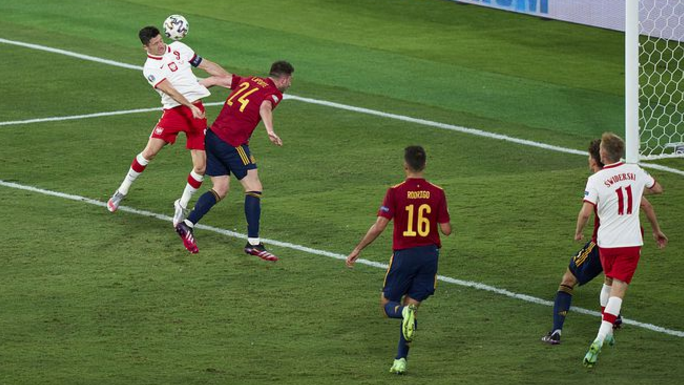  莱切替补奇兵制胜，保级关键战全取三分